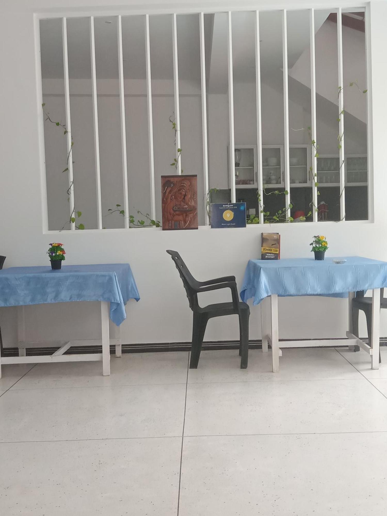 Moon Light Guest Bed & Breakfast Mirissa Luaran gambar