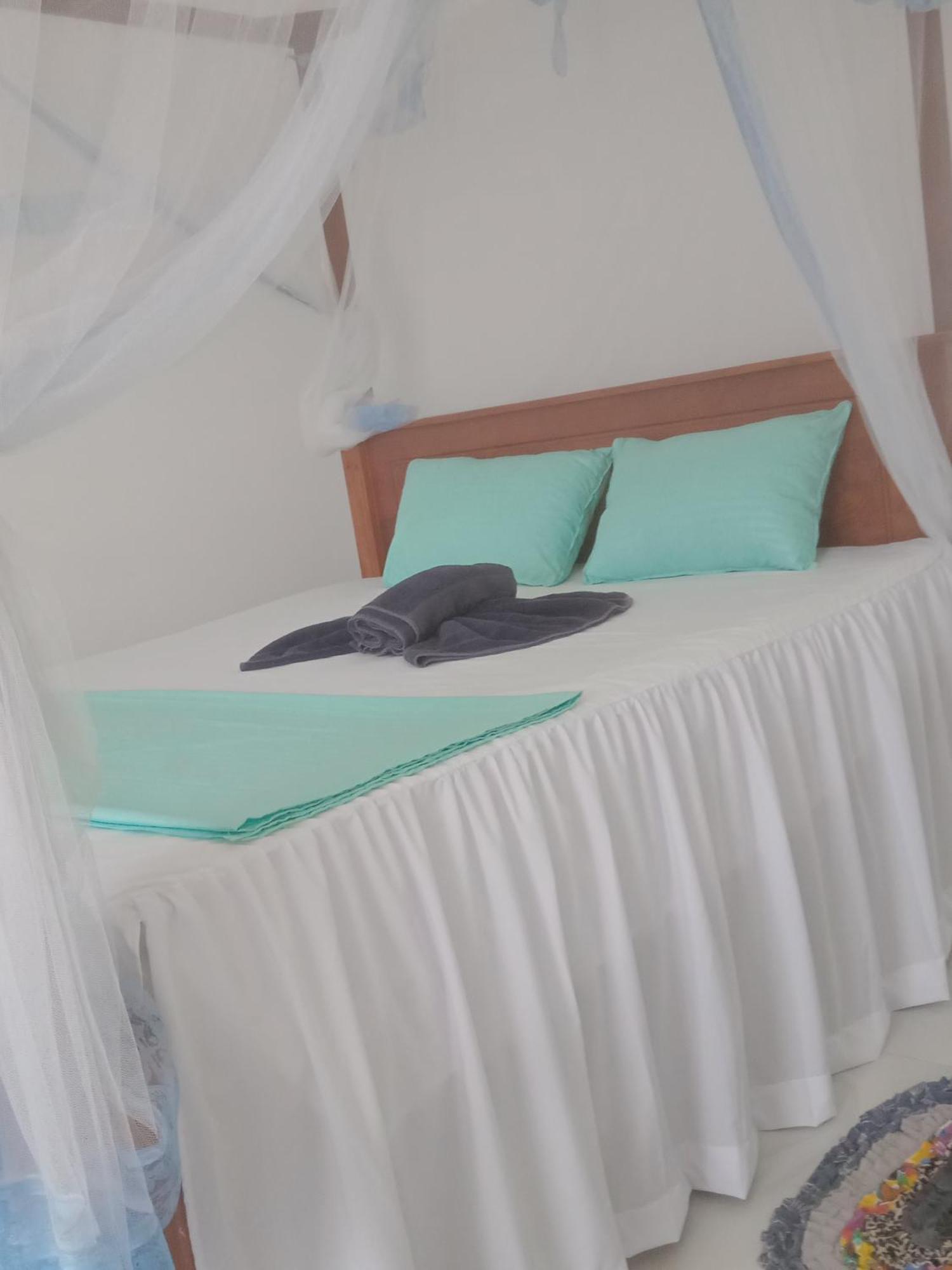 Moon Light Guest Bed & Breakfast Mirissa Bilik gambar