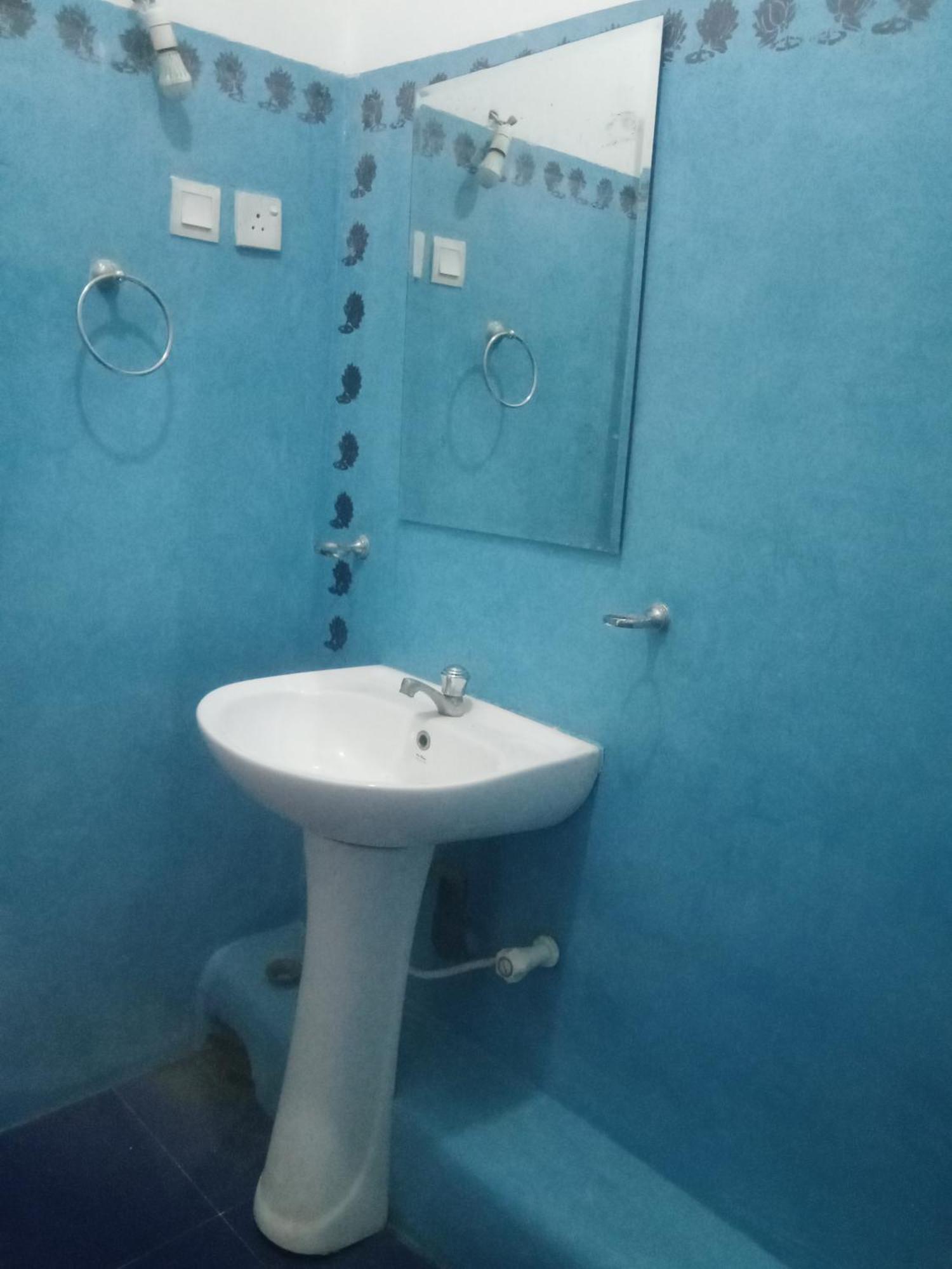 Moon Light Guest Bed & Breakfast Mirissa Bilik gambar