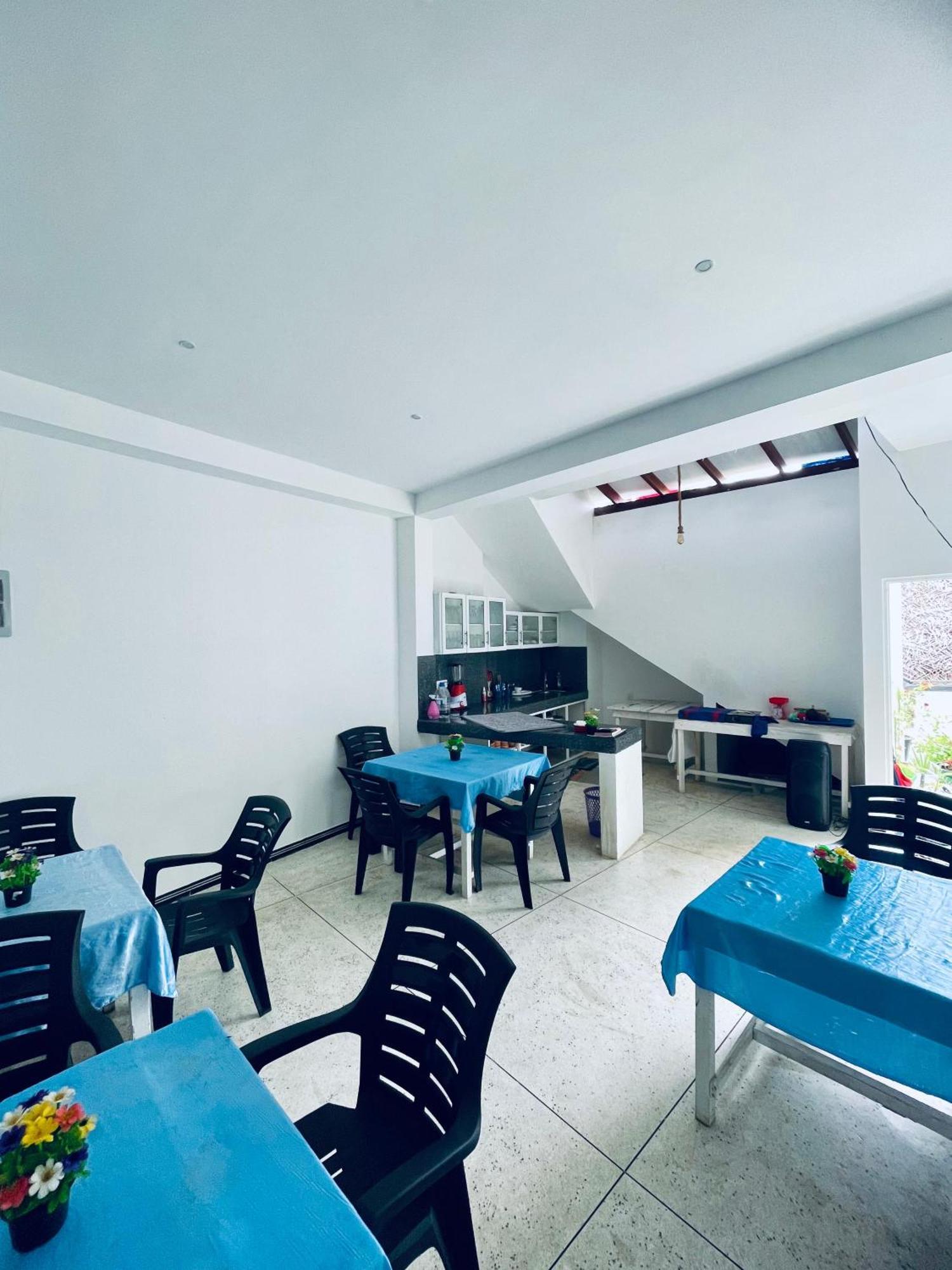 Moon Light Guest Bed & Breakfast Mirissa Luaran gambar