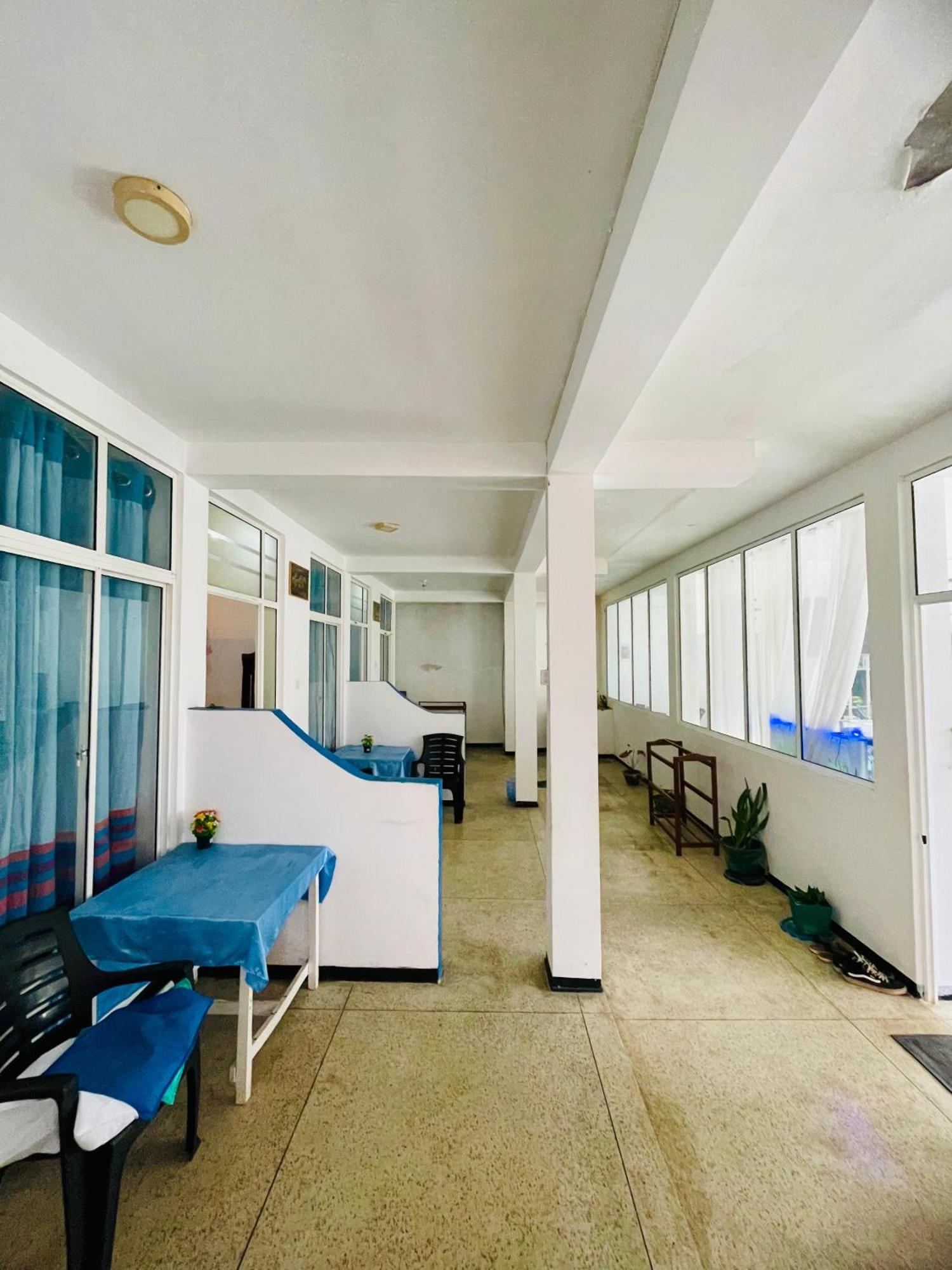 Moon Light Guest Bed & Breakfast Mirissa Luaran gambar