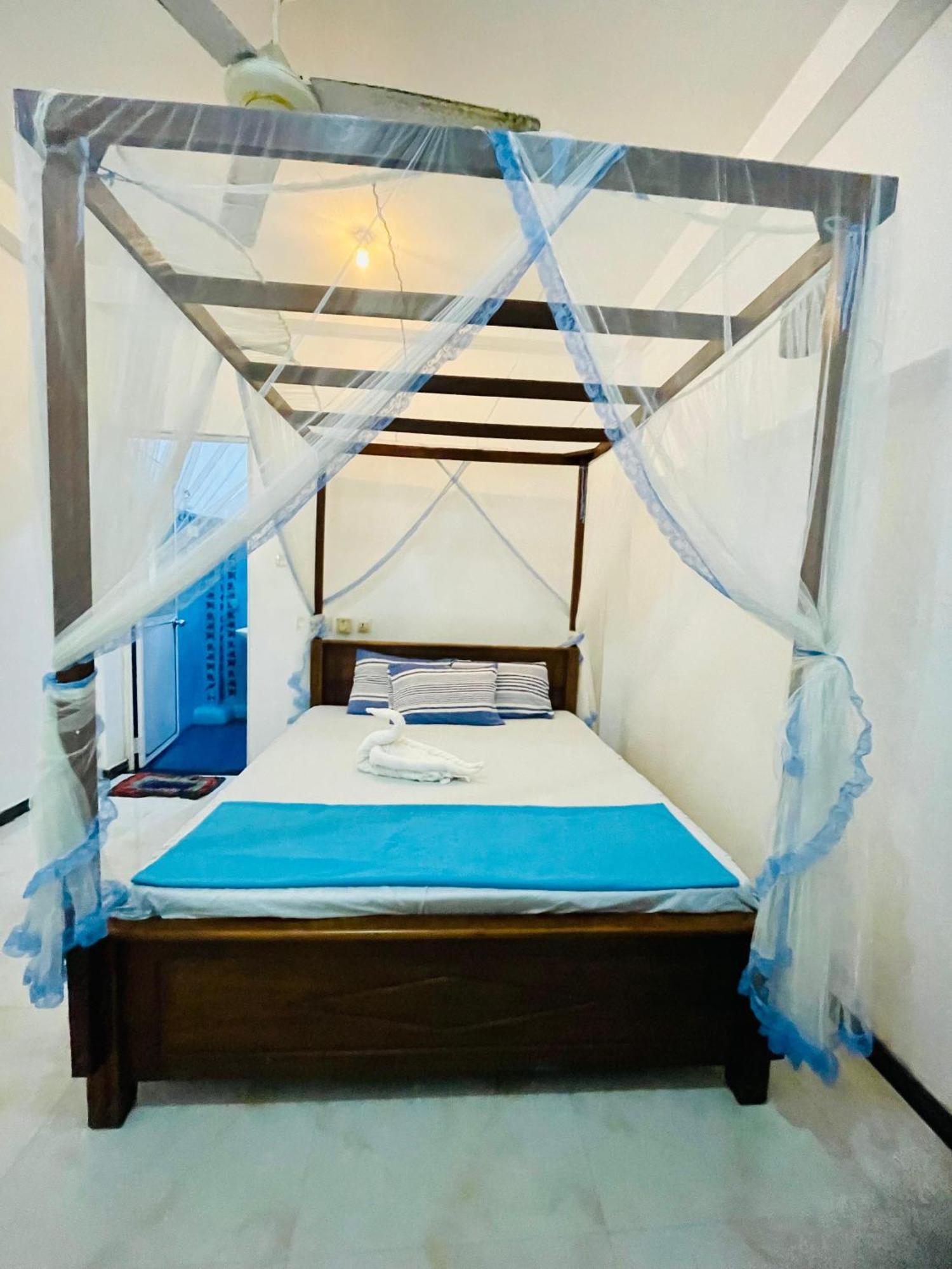 Moon Light Guest Bed & Breakfast Mirissa Luaran gambar
