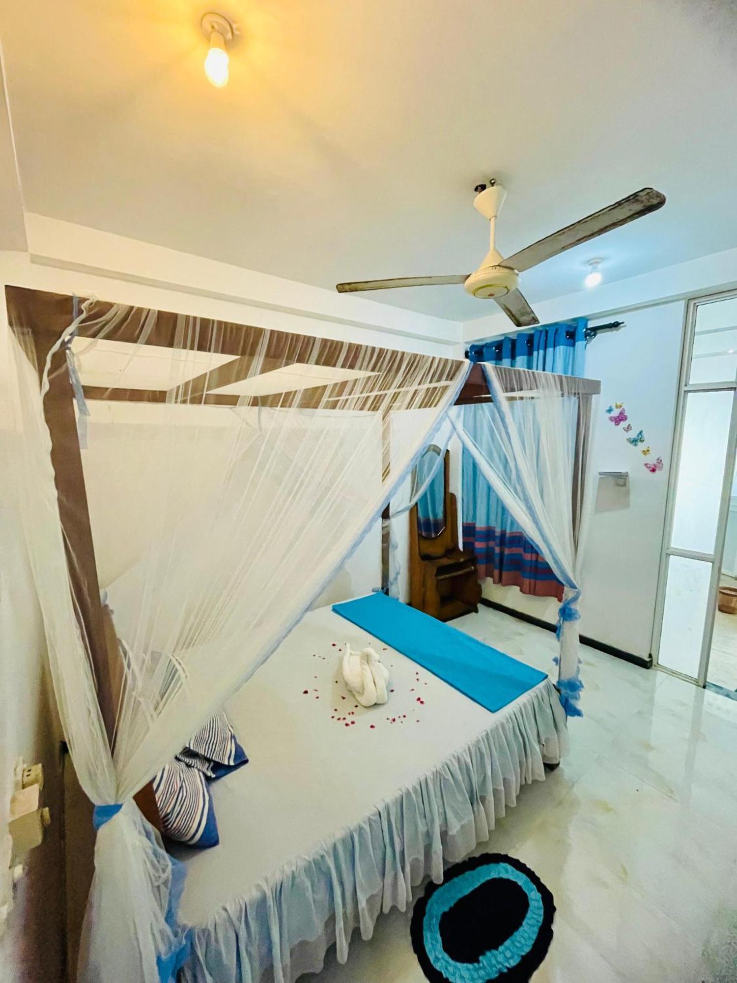 Moon Light Guest Bed & Breakfast Mirissa Luaran gambar