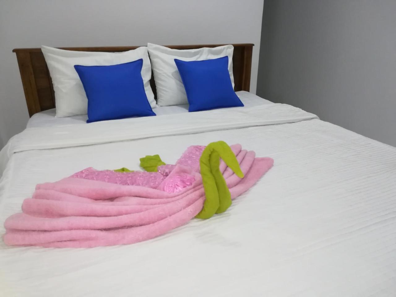Moon Light Guest Bed & Breakfast Mirissa Luaran gambar