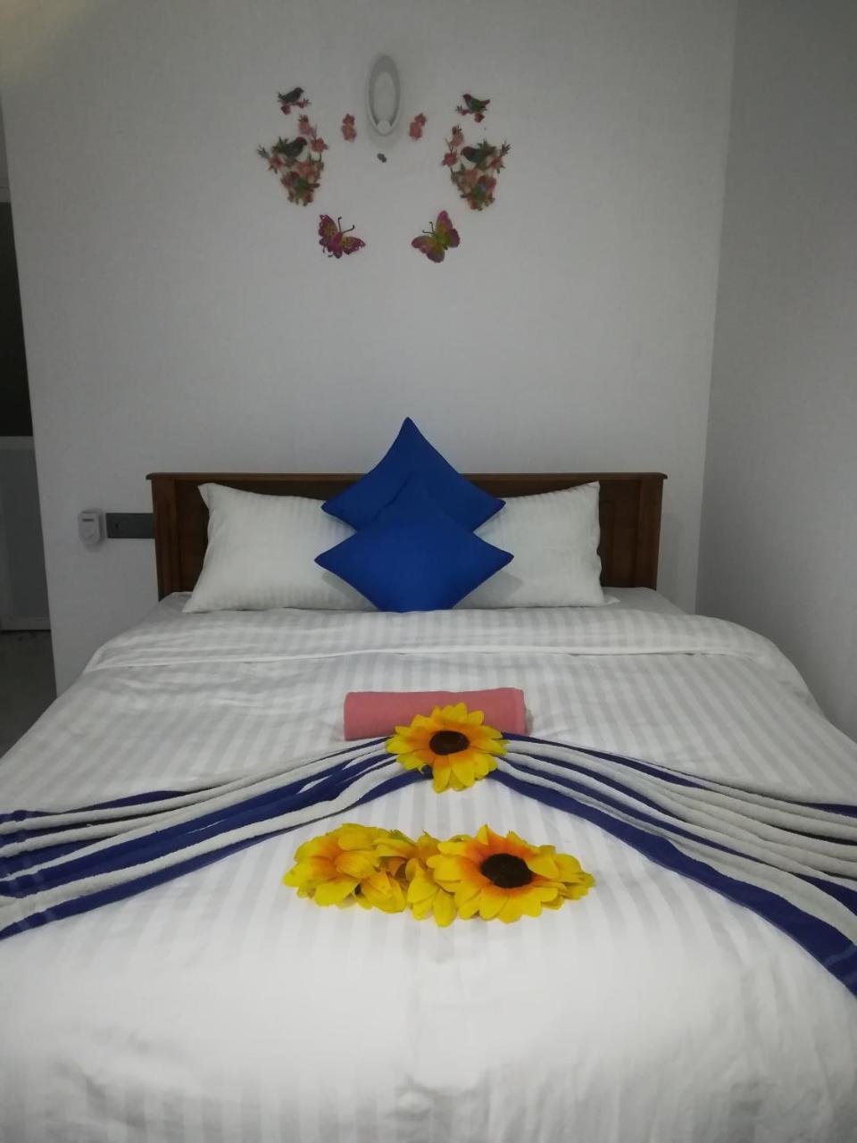 Moon Light Guest Bed & Breakfast Mirissa Luaran gambar